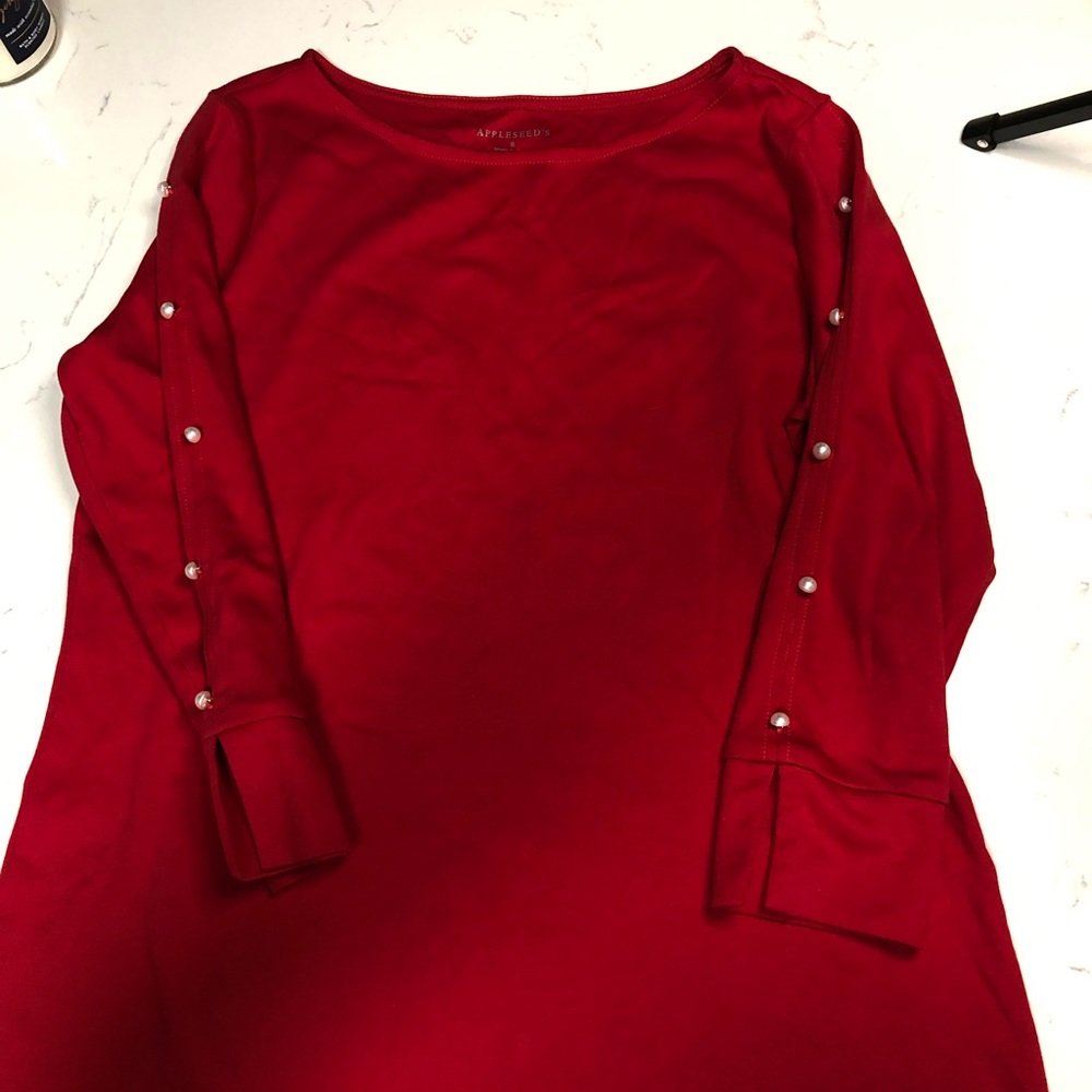 Appleseed’s Red Small Pearl shirt